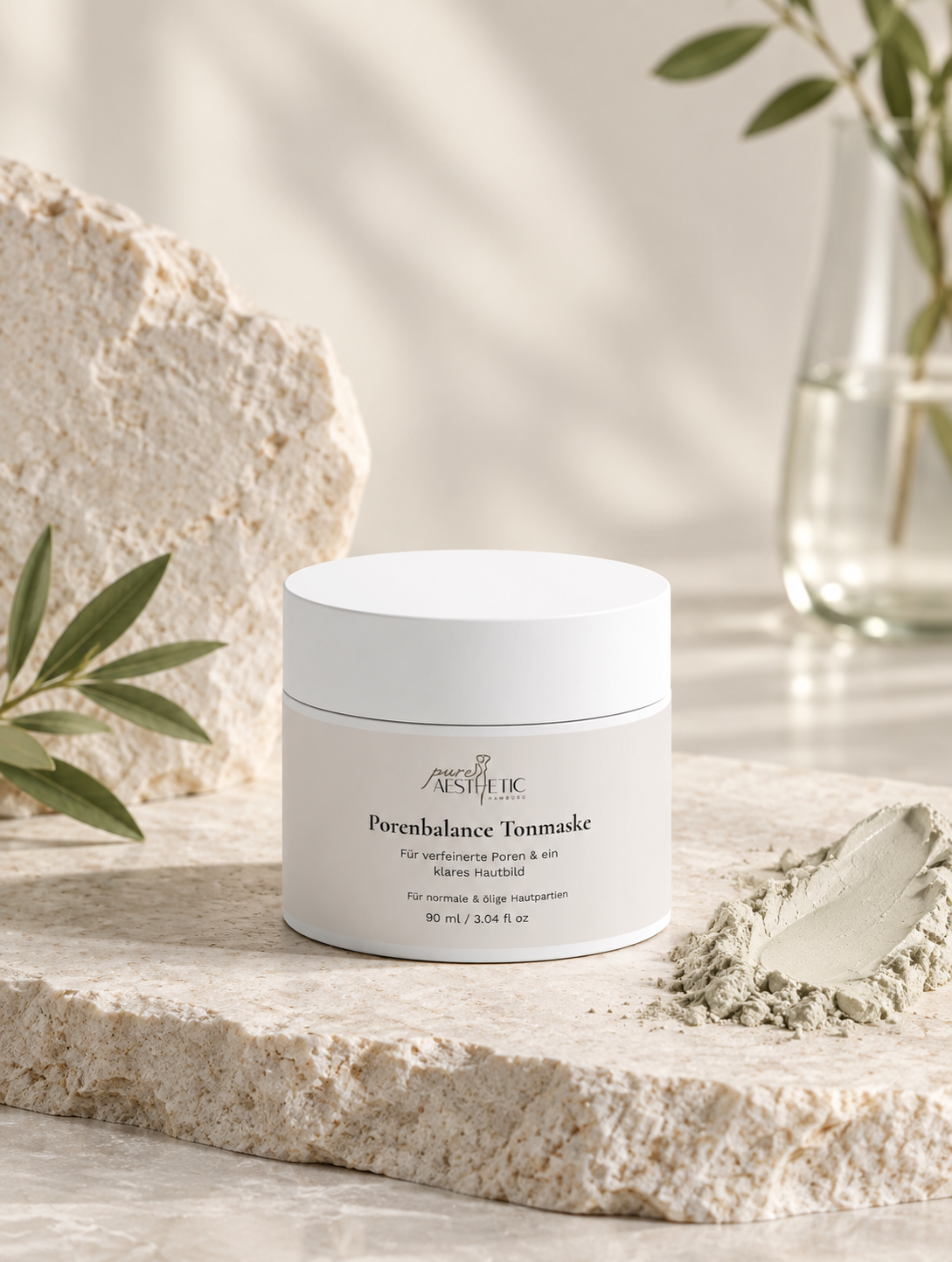 Pure Skin Care Porenbalance Tonmaske in mineralischer Studio-Inszenierung
